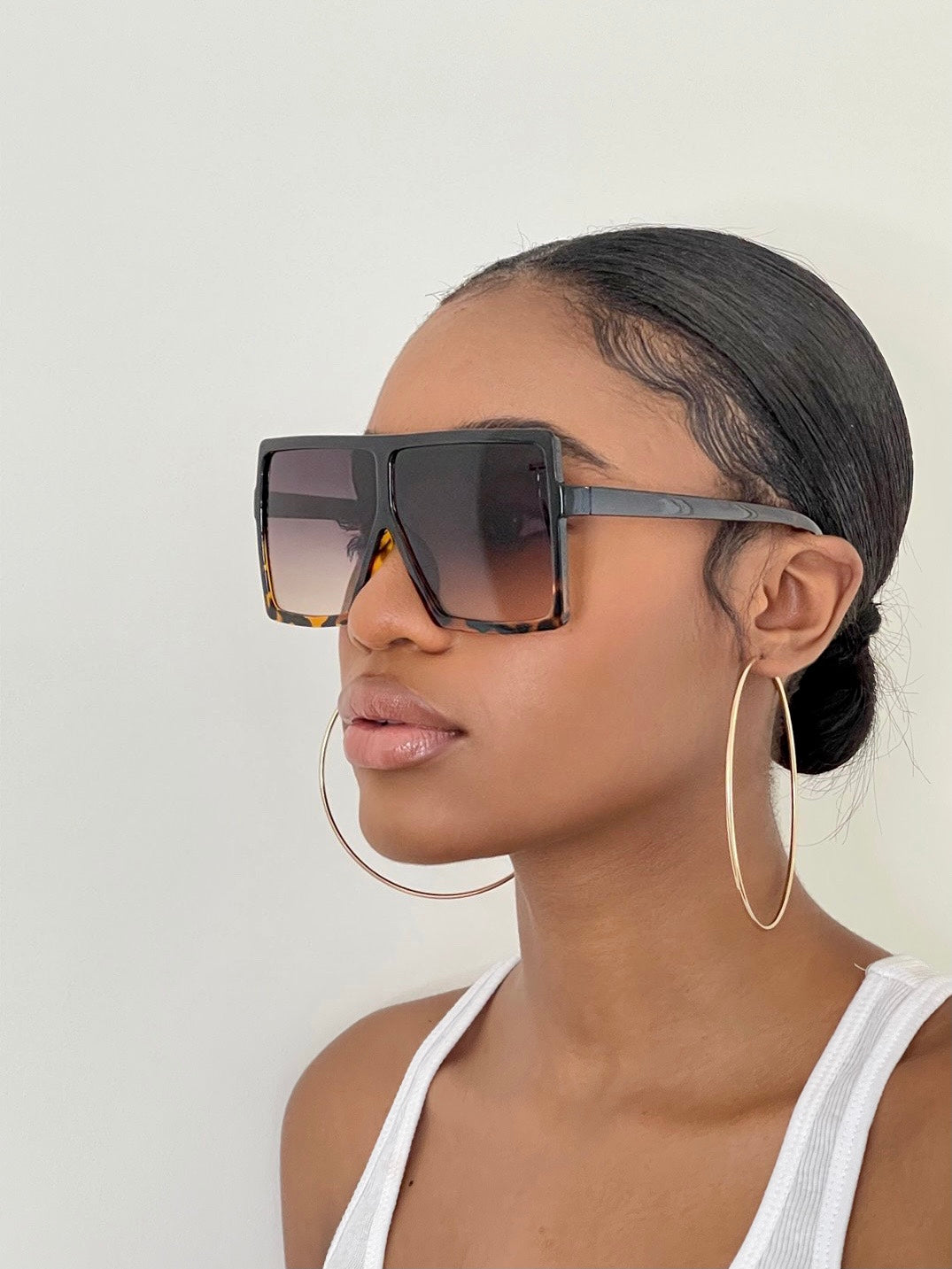 Oversized square sunglasses